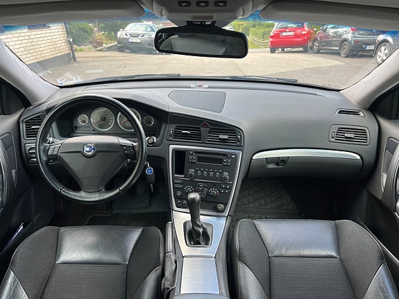 Volvo V70 17 of 18