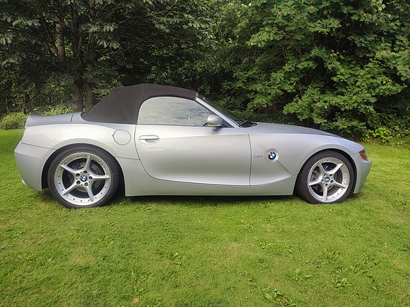 BMW Z4 3 of 11