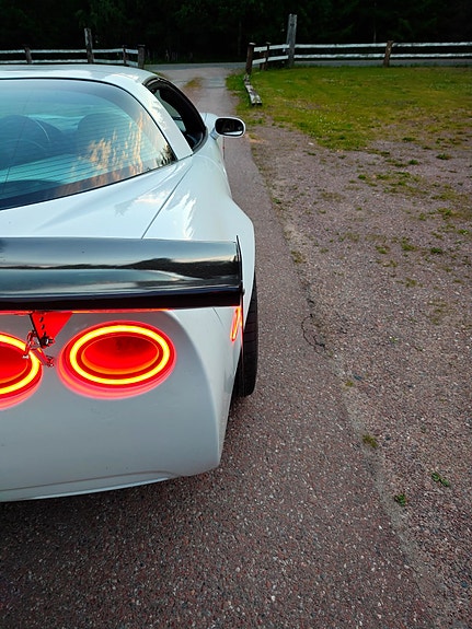 Chevrolet Corvette 8 of 9