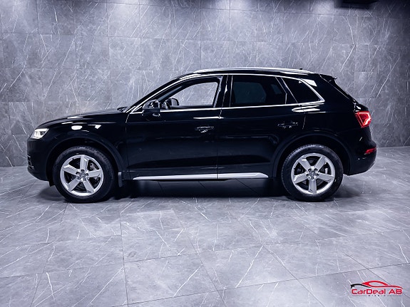 Audi Q5 4 of 30