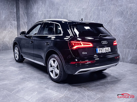 Audi Q5 5 of 30