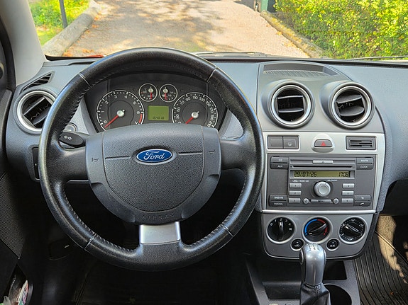 Ford Fiesta 10 of 10