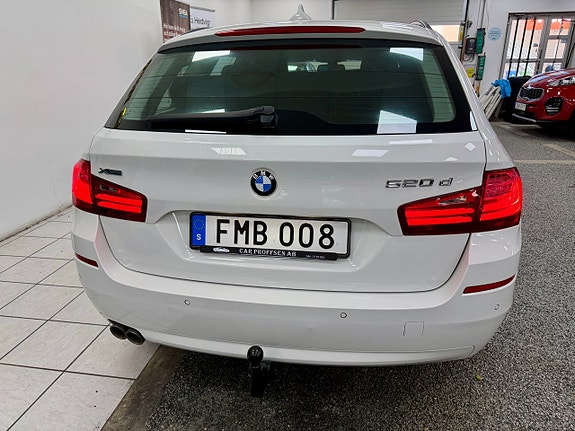 BMW 520d 15 of 21