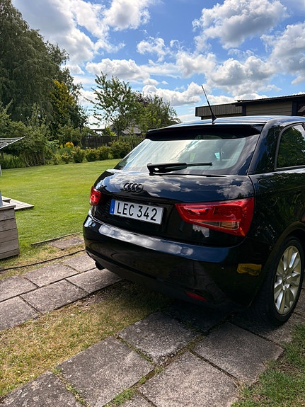 Audi A1 2 of 8