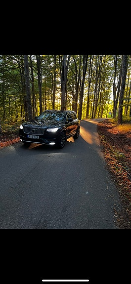 Volvo XC90 3 of 3