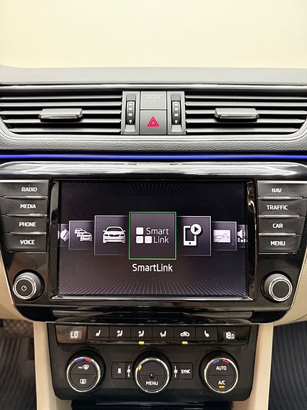 Skoda Superb 12 of 16