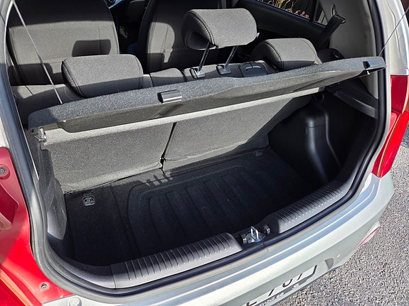 Kia Picanto 11 of 18