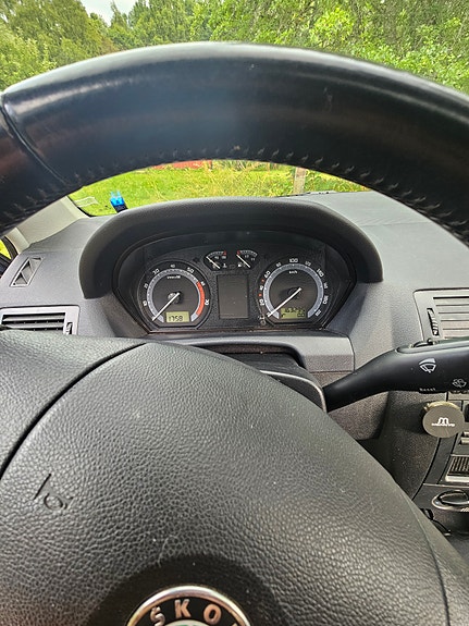 Skoda Fabia 5 of 12