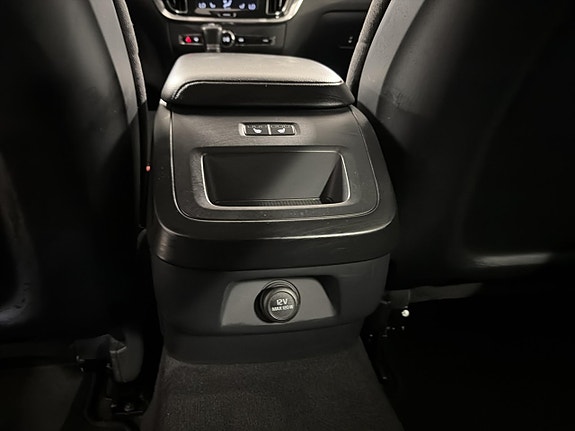 Volvo V60 13 of 15