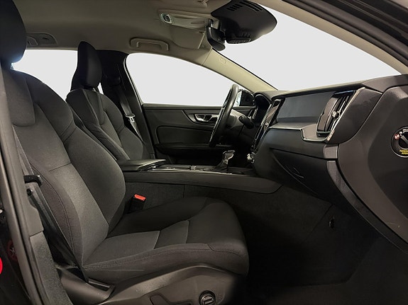 Volvo V60 4 of 15