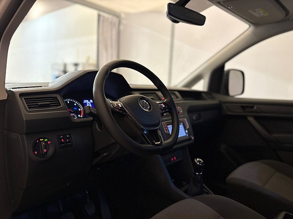 Volkswagen Caddy 6 of 10