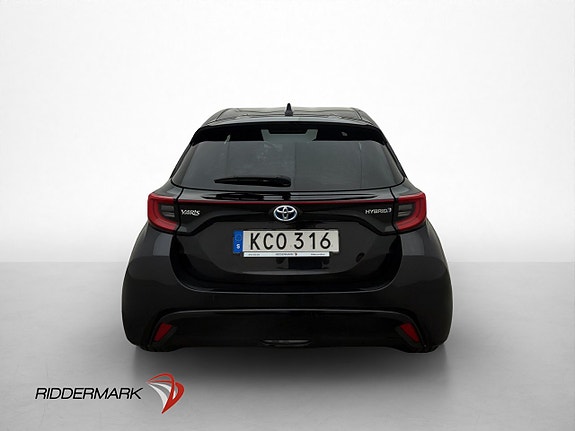Toyota Yaris 6 of 30