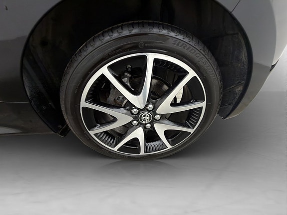 Toyota Yaris 28 of 30