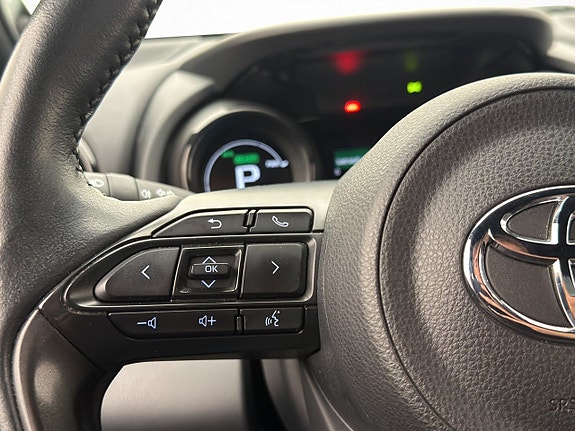 Toyota Yaris 15 of 30