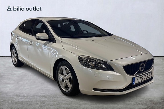 Volvo V40 4 of 23