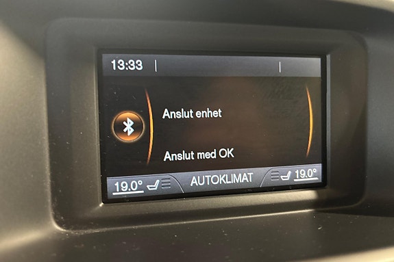 Volvo V40 17 of 23