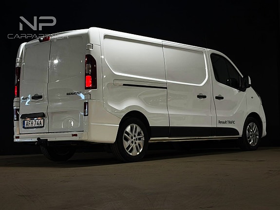 Renault Trafic 8 of 23