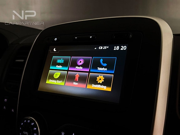 Renault Trafic 14 of 23