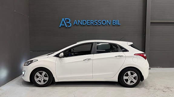 Hyundai i30 5 of 27
