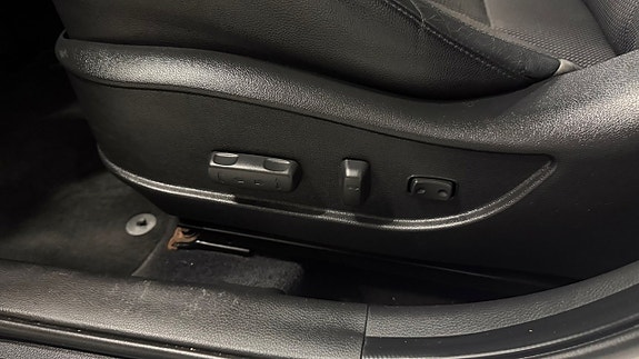 Hyundai i30 26 of 27