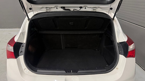 Hyundai i30 27 of 27