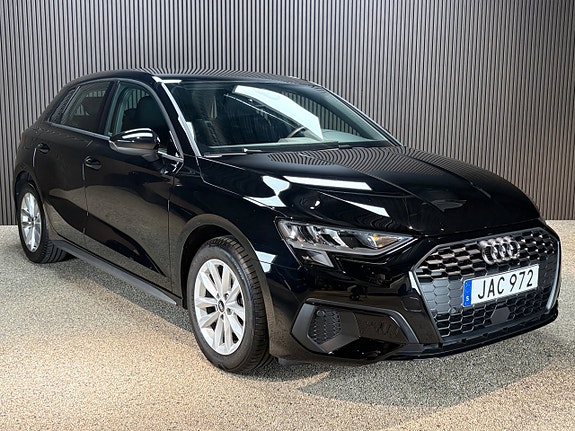 Audi A3 3 of 18