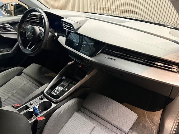 Audi A3 9 of 18