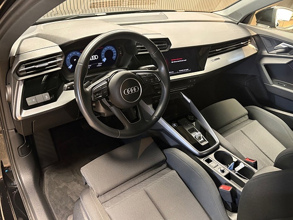 Audi A3 8 of 18