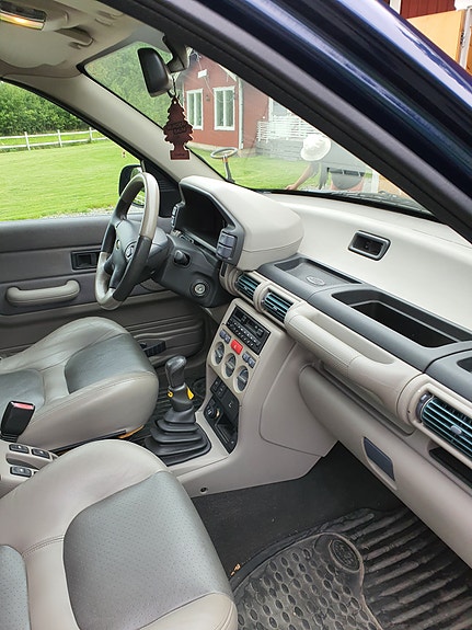 Land Rover Freelander 3 of 6