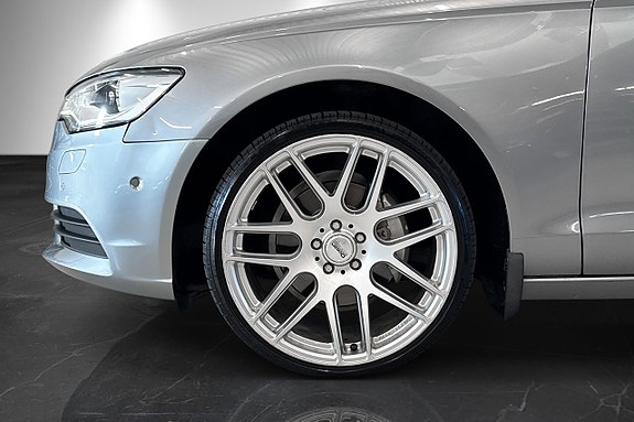 Audi A6 4 of 30