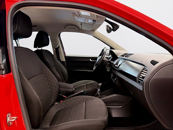 Skoda Fabia 12 of 13