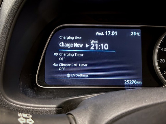 Nissan Leaf 17 of 17