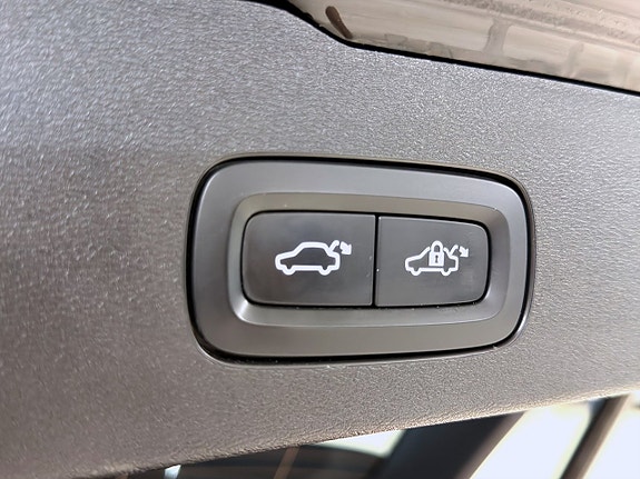 Volvo V60 18 of 23