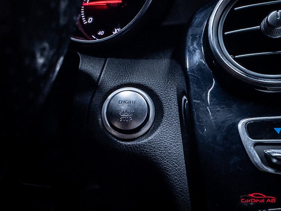 Mercedes-Benz C220 d 25 of 29