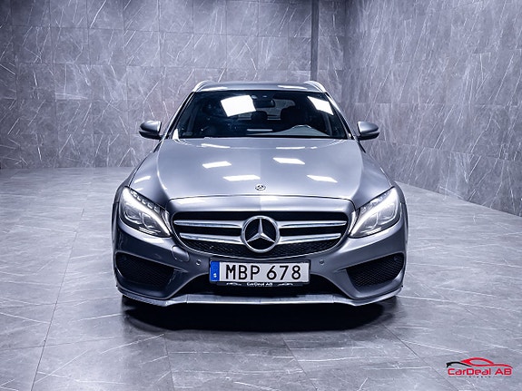 Mercedes-Benz C220 d 2 of 29