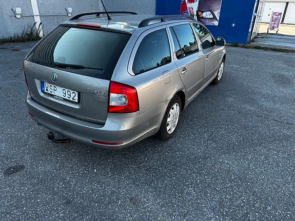 Skoda Octavia 5 of 8