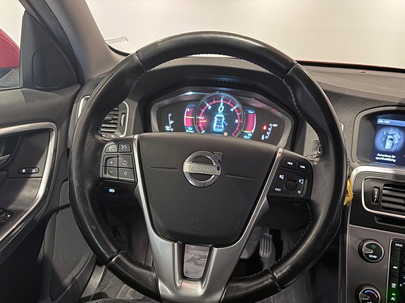 Volvo V60 14 of 14