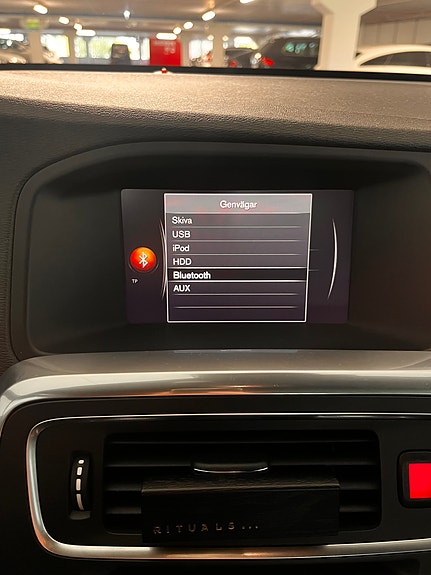 Volvo V60 15 of 22