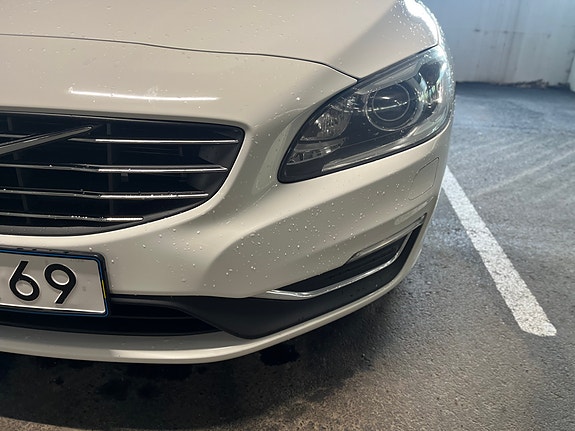 Volvo V60 5 of 22