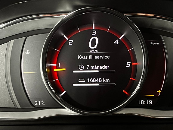 Volvo V60 13 of 22