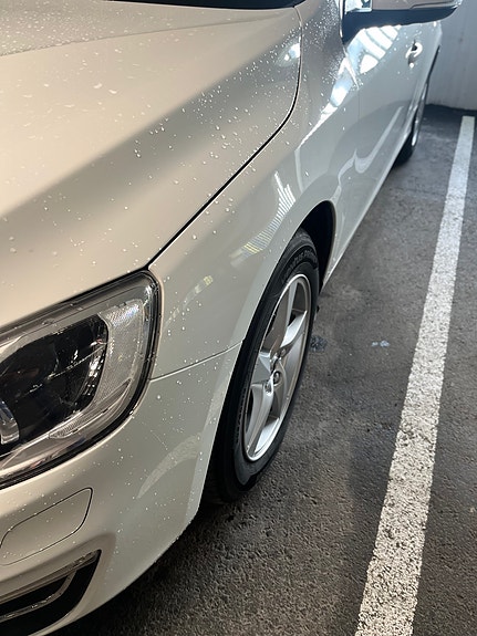 Volvo V60 6 of 22