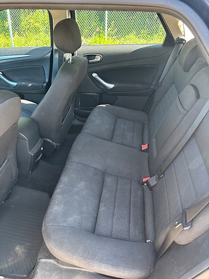 Ford Mondeo 8 of 11