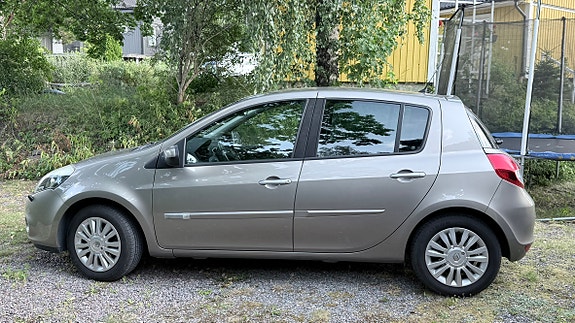 Renault Clio 3 of 9