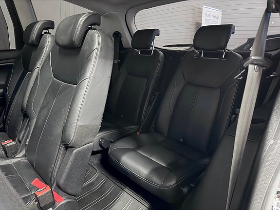 Ford S-MAX 28 of 29