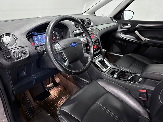 Ford S-MAX 15 of 29