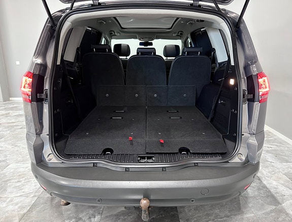 Ford S-MAX 29 of 29