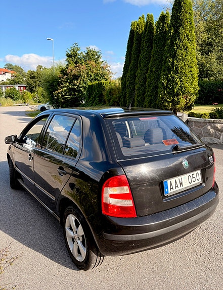 Skoda Fabia 2 of 11