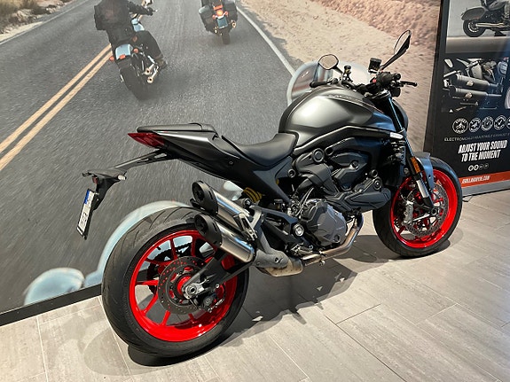 Ducati Monster 0.94 V2 DQS Euro 5 2 of 5