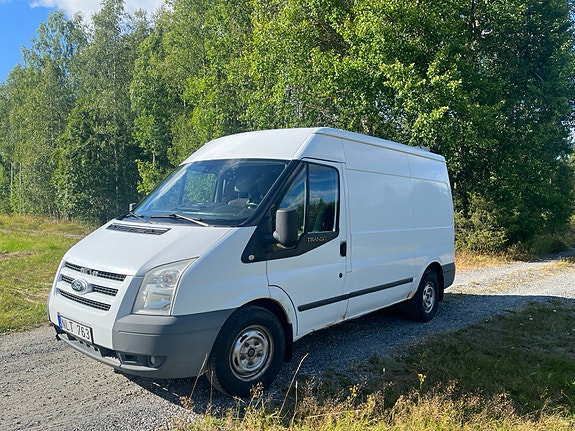 Ford Transit 3 of 10