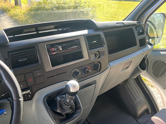 Ford Transit 10 of 10